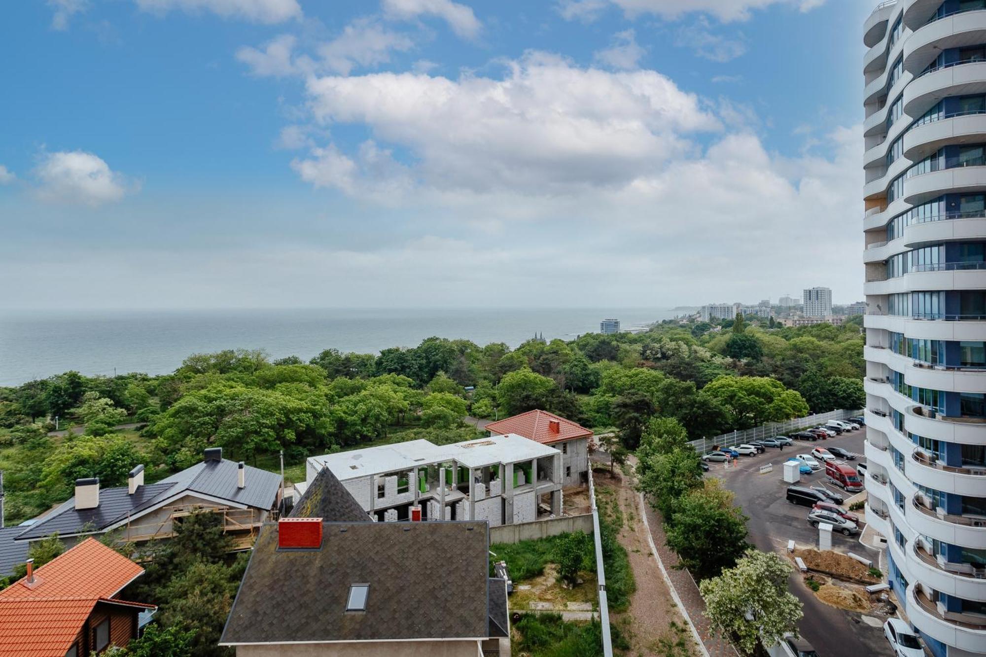 Sea & Sky Apartments Odessa Chambre photo